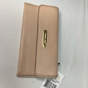 - NWT MICHAEL KORS CONTINENTAL WALLET  BLUSH
